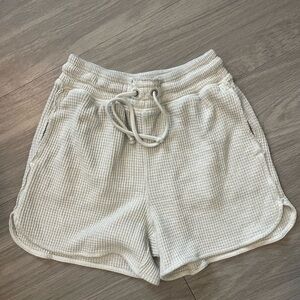 Aerie cream cotton pajama shorts with elastic band